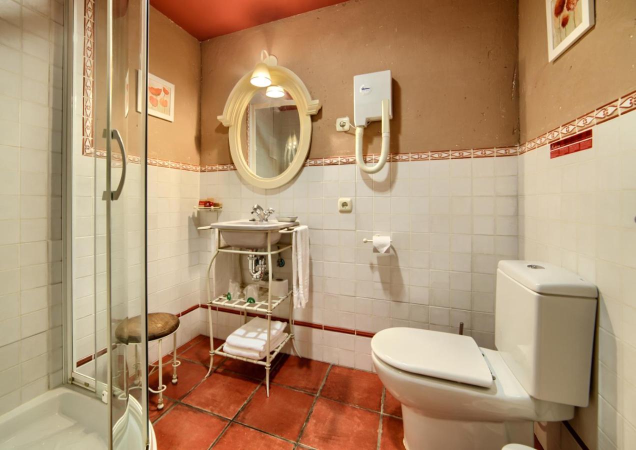 Hotel Rural El Almadiero Burgui Bagian luar foto